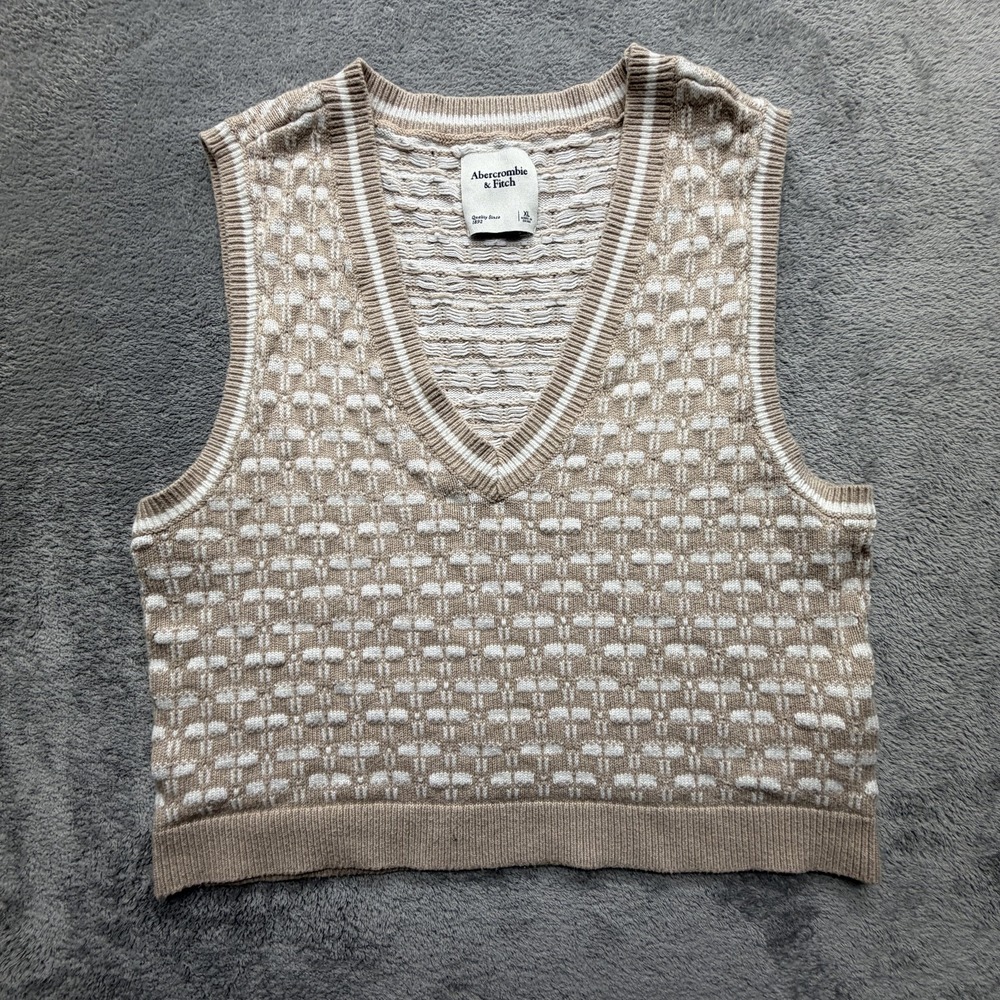 Abercrombie & Fitch Sweater Womens XL Beige Geometric Knit V Neck Vest Cropped